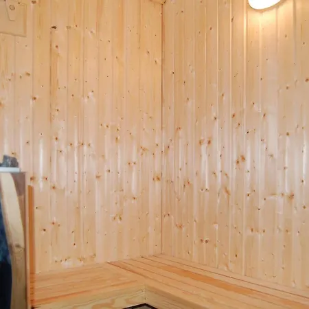 Gorgeous Home In Ronde With Sauna Rønde